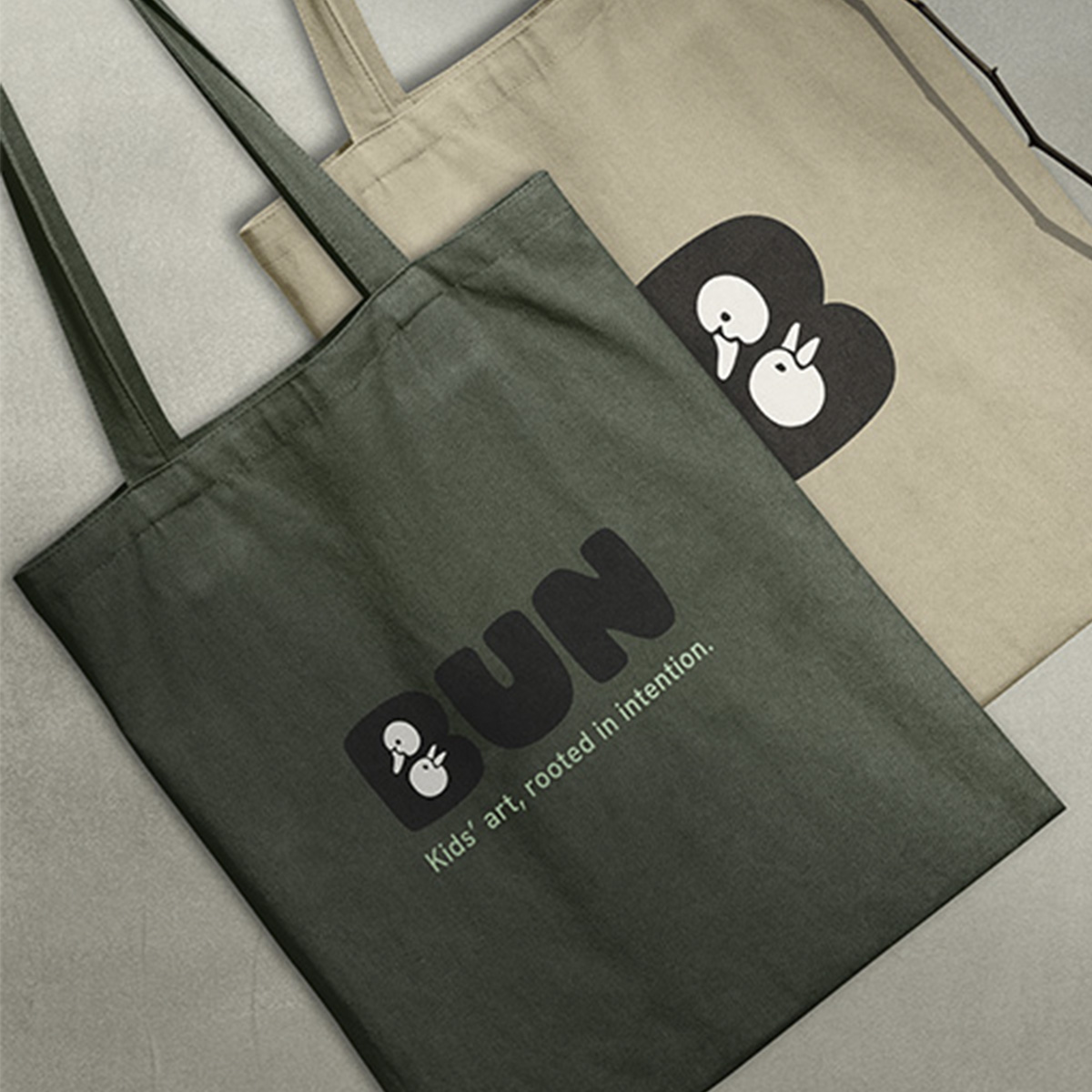 BUN-Brand-Logo-Emblem-Bag-Mockup
